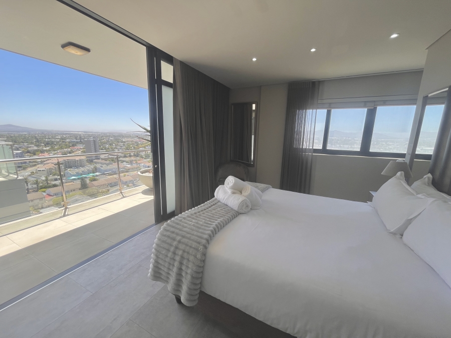 4 Bedroom Property for Sale in Waves Edge Western Cape